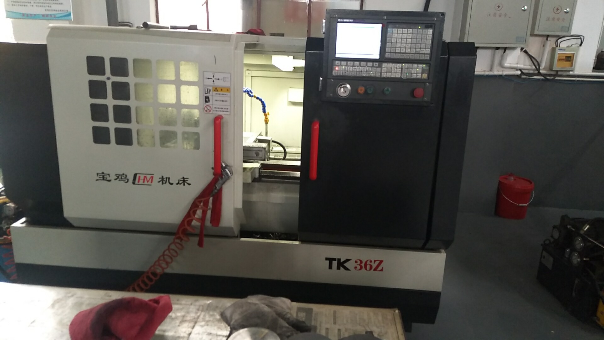 TK36数控车床